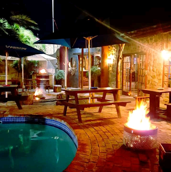 Louis Pub&grub Photos 2